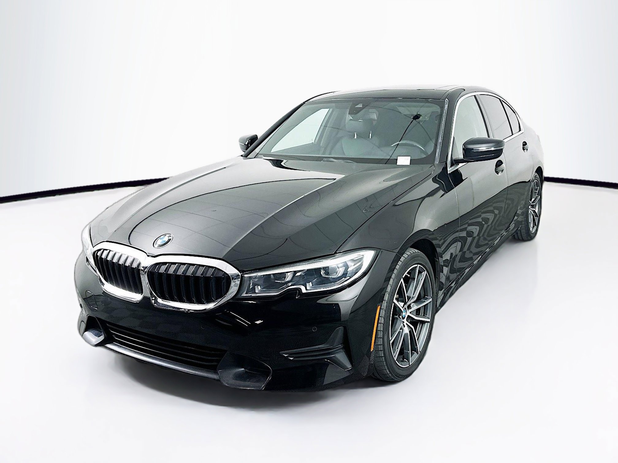 Used 2019 BMW 330i Sedan w/ Premium Package image 3