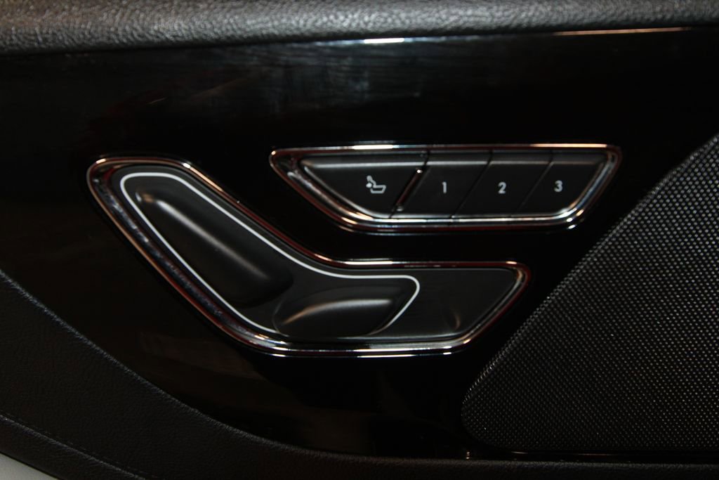 Used 2025 Lincoln Aviator AWD image 9