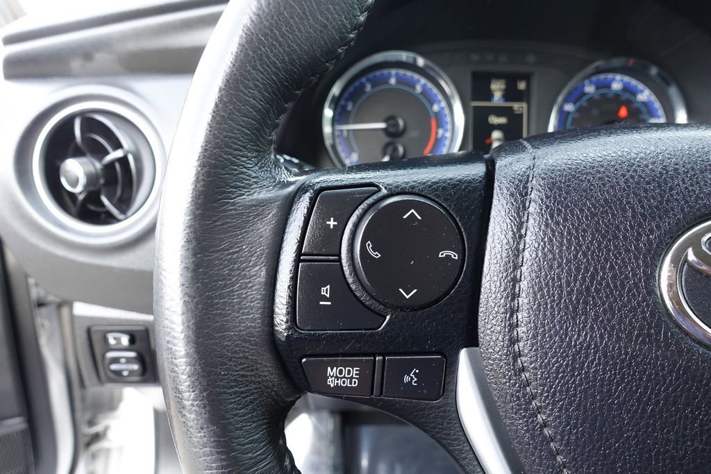 Used 2018 Toyota Corolla L image 19