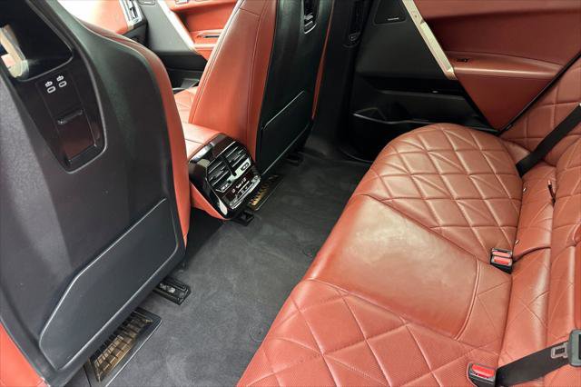 Used 2023 BMW iX xDrive50 w/ Ultimate Package 2 image 11