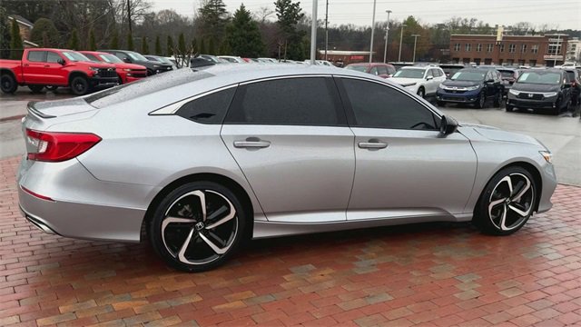 Used 2022 Honda Accord Sport image 3