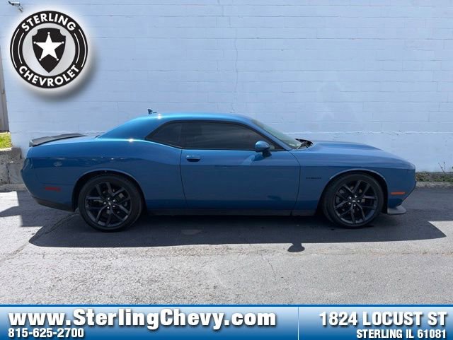 Used 2020 Dodge Challenger R/T w/ Blacktop Package RWD image 19