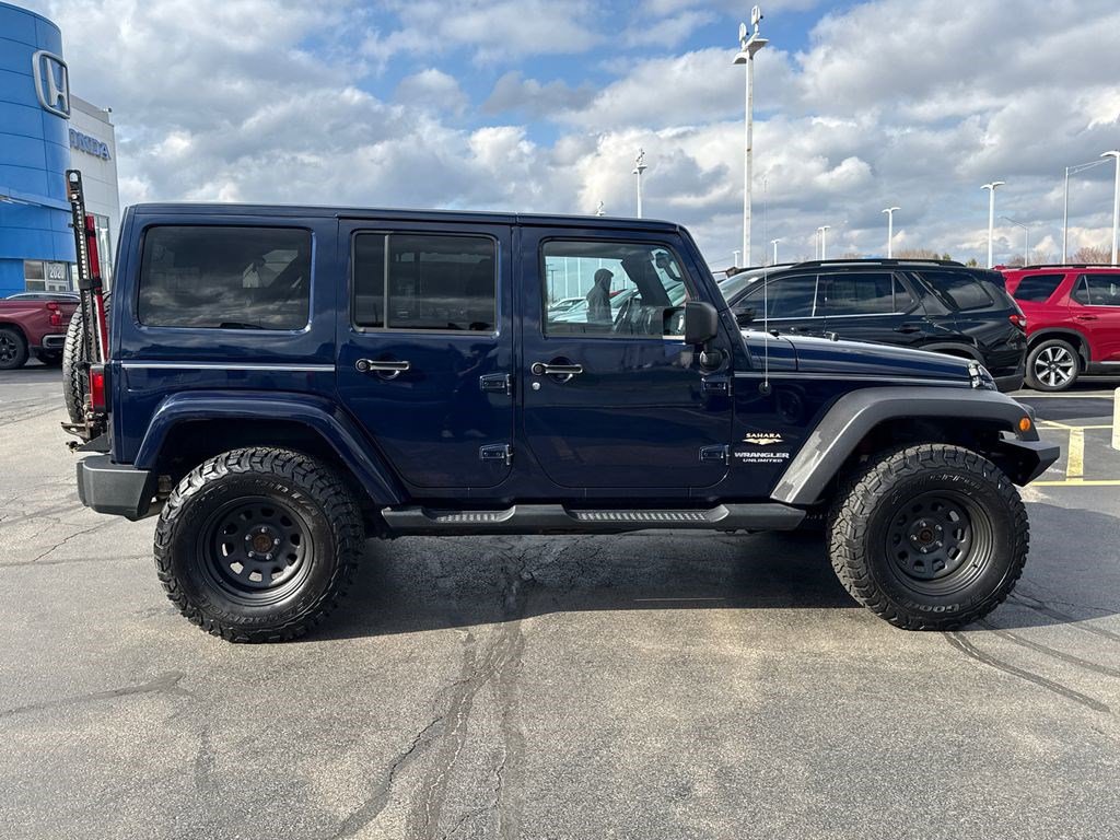 Used 2013 Jeep Wrangler Unlimited Sahara image 12