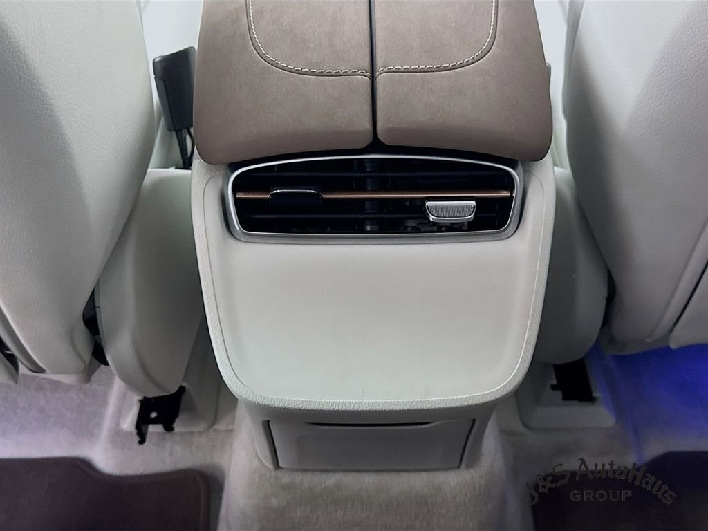 Used 2023 Mercedes-Benz EQS 580 4MATIC SUV image 31