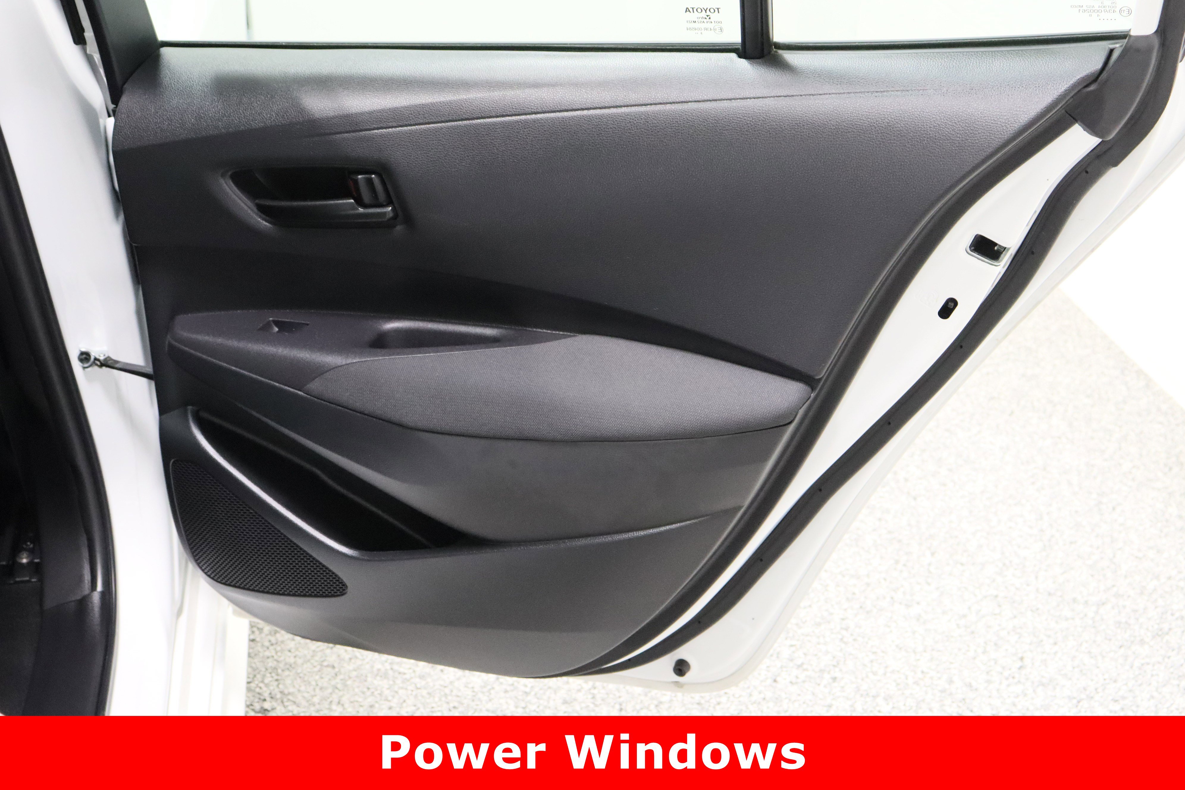 Used 2024 Toyota Corolla LE image 29