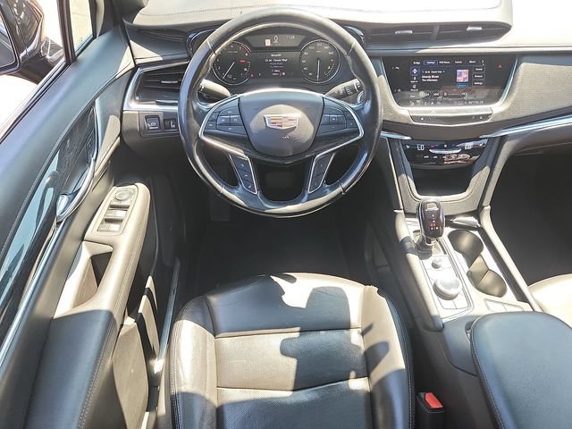 Certified 2022 Cadillac XT5 Premium Luxury AWD/4WD image 12