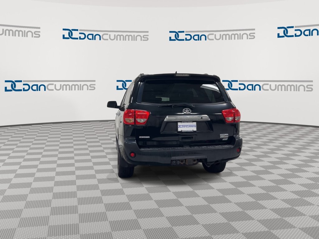 Used 2011 Toyota Sequoia Platinum AWD/4WD image 7