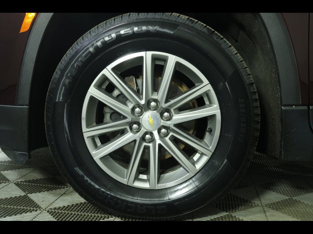 Used 2023 Chevrolet Traverse LT w/ LPO, Floor Liner Package image 10