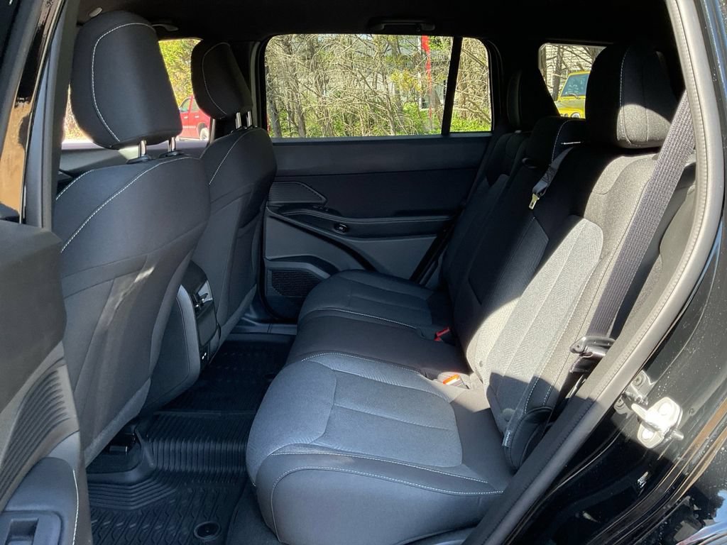 New 2026 Jeep Cherokee Laredo AWD/4WD image 28