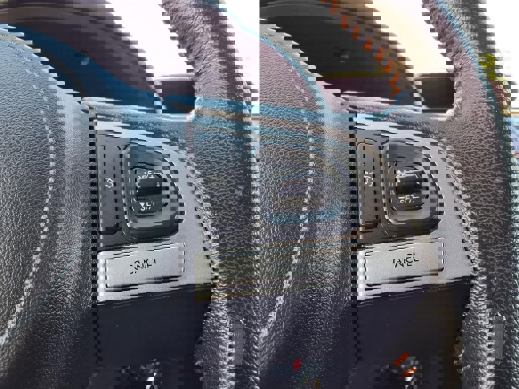 Used 2017 Subaru Crosstrek 2.0i Limited image 30