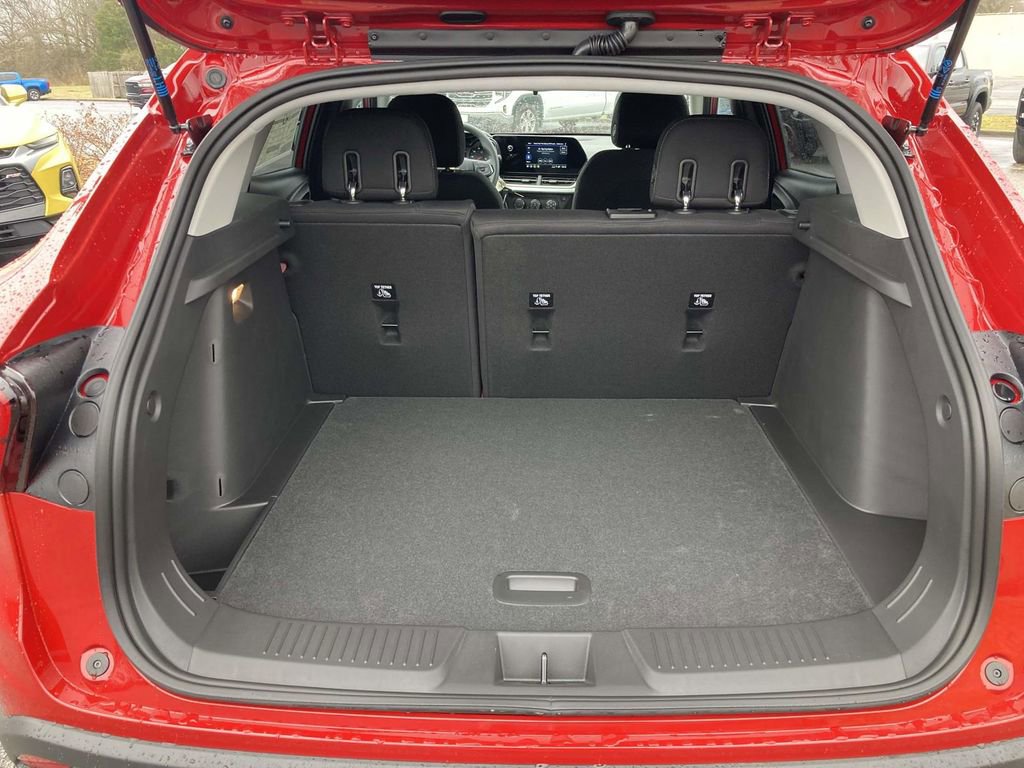 New 2026 Chevrolet Trax LS w/ LS Convenience Package image 11