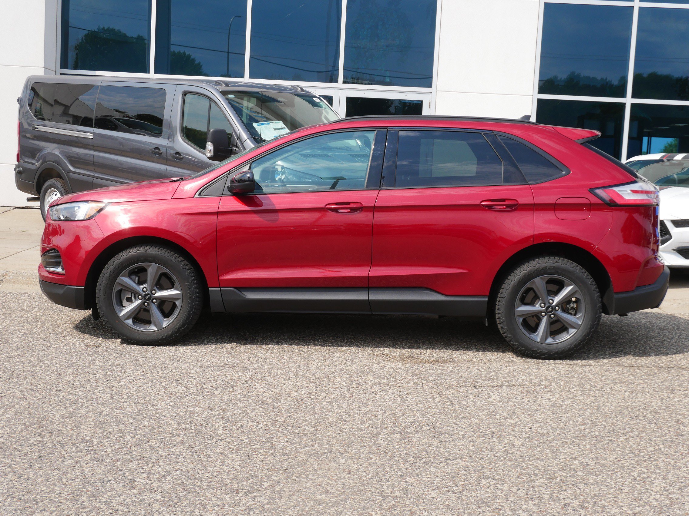 Used 2023 Ford Edge SEL w/ Sport Appearance Package AWD/4WD image 26