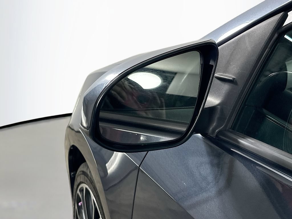 Used 2017 Toyota Corolla L FWD image 32