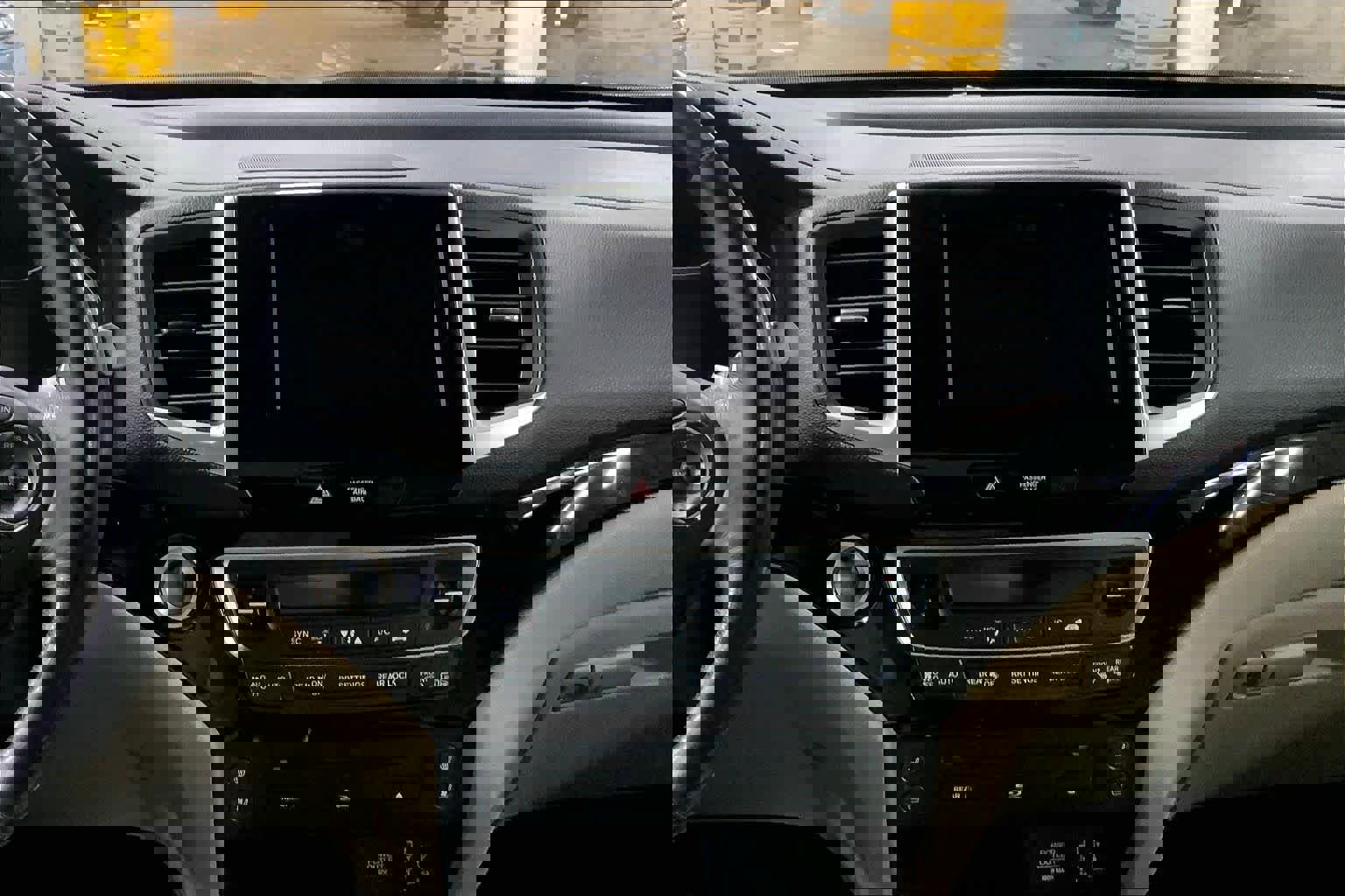 Used 2018 Honda Pilot Elite image 6