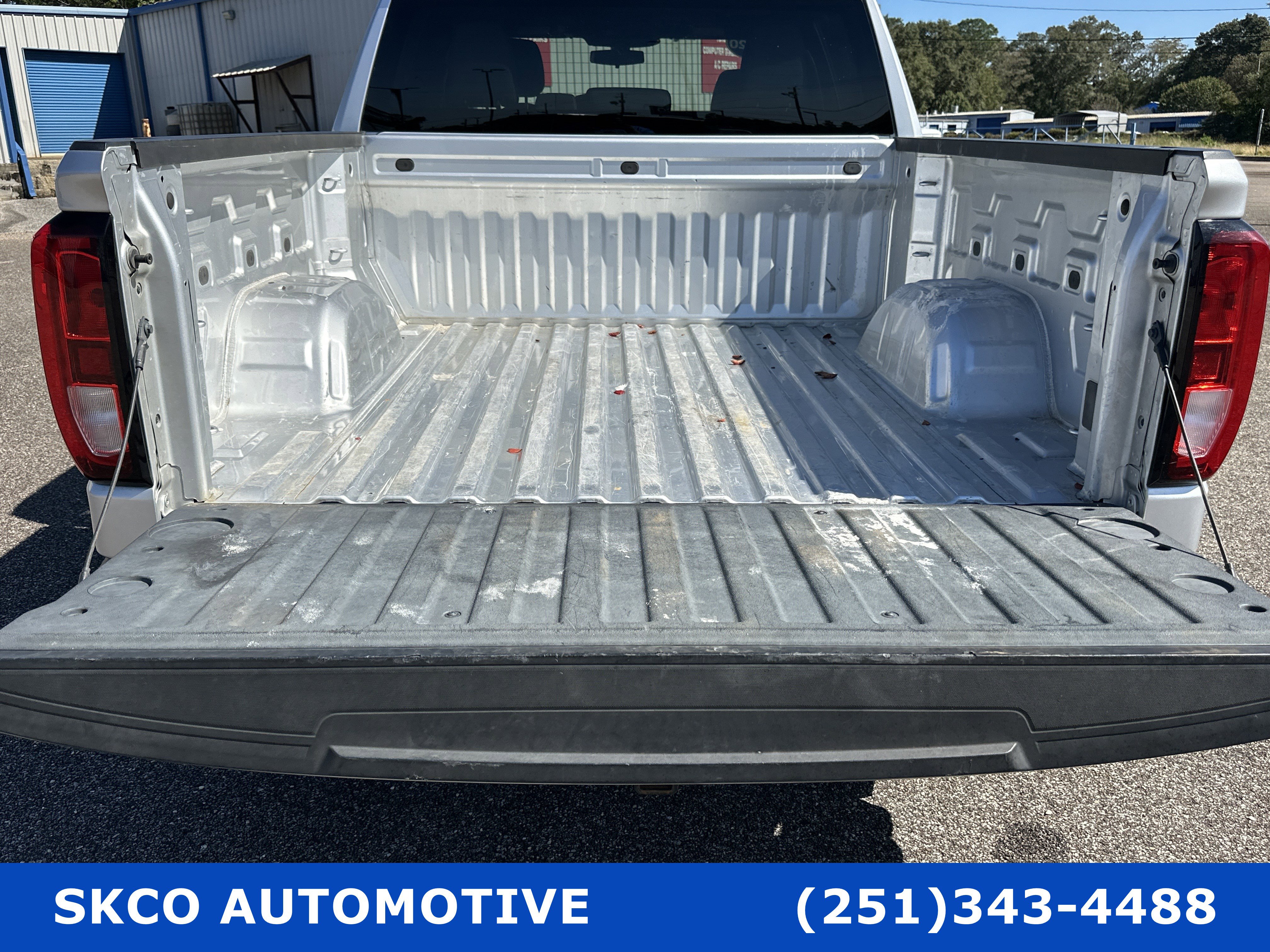 Used 2020 GMC Sierra 1500 Elevation w/ Elevation Value Package AWD/4WD image 21