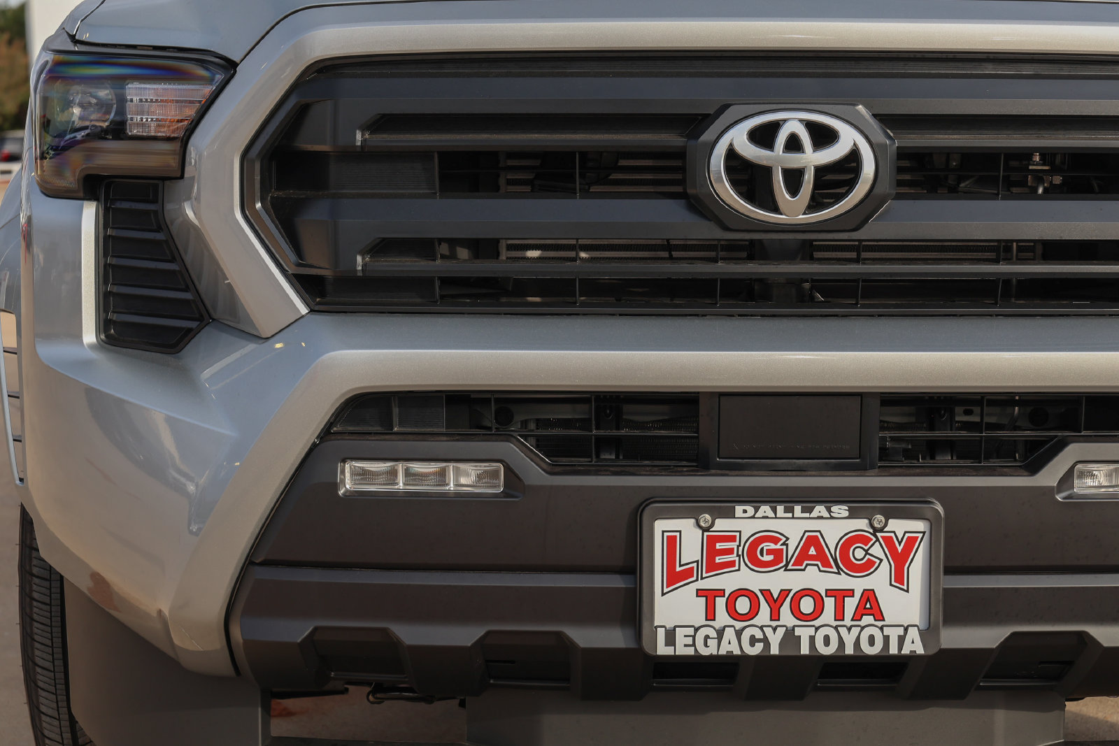 New 2026 Toyota Tacoma SR5 RWD image 8