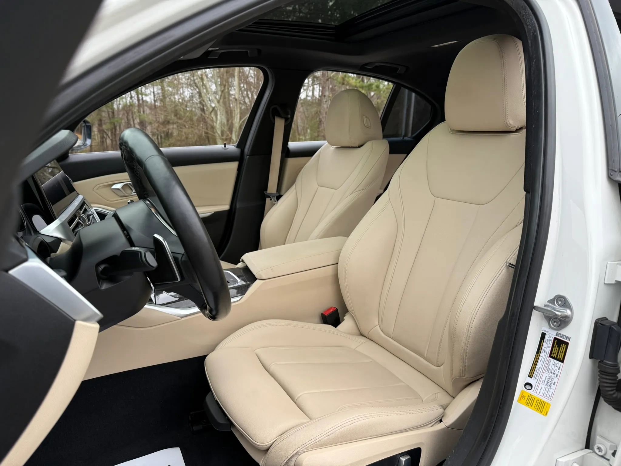 Used 2020 BMW 330i Sedan w/ Convenience Package image 14