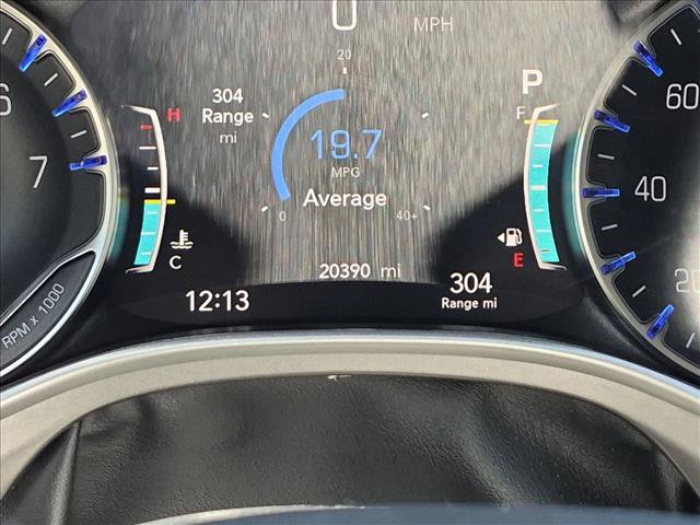Used 2023 Chrysler Pacifica Touring-L w/ Road Tripper Package AWD/4WD image 11