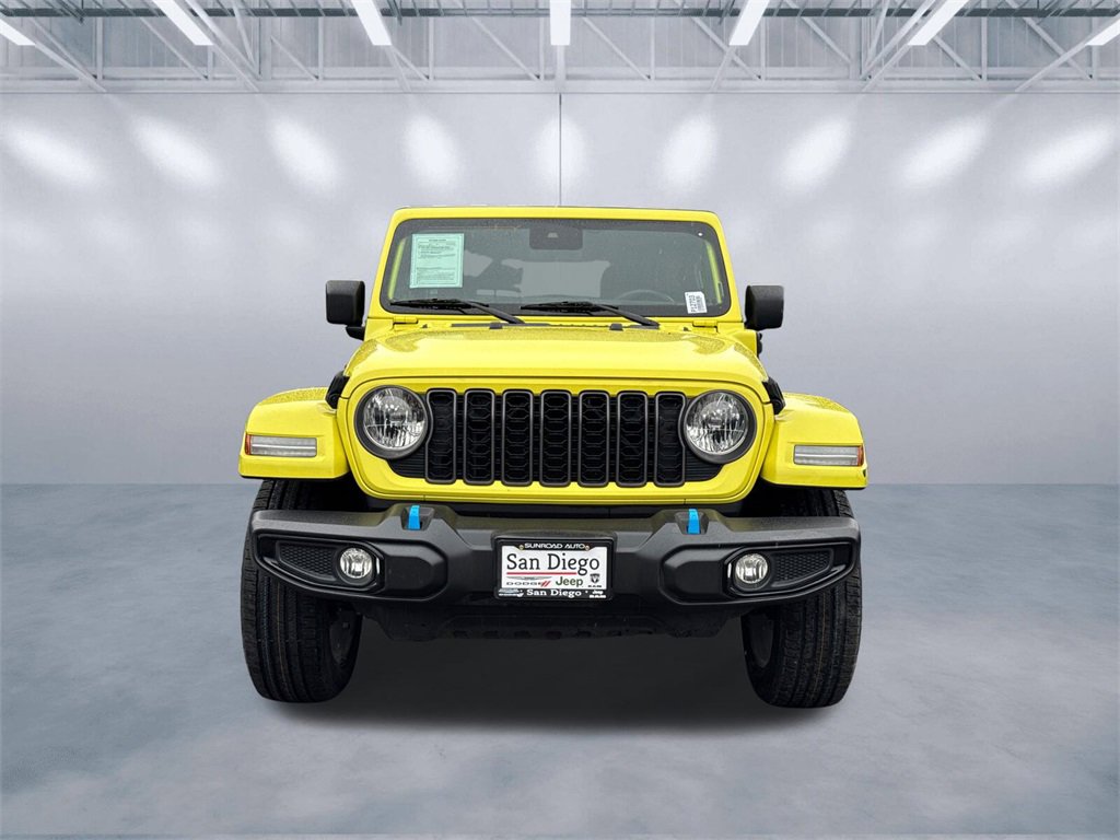 Used 2024 Jeep Wrangler Unlimited image 5