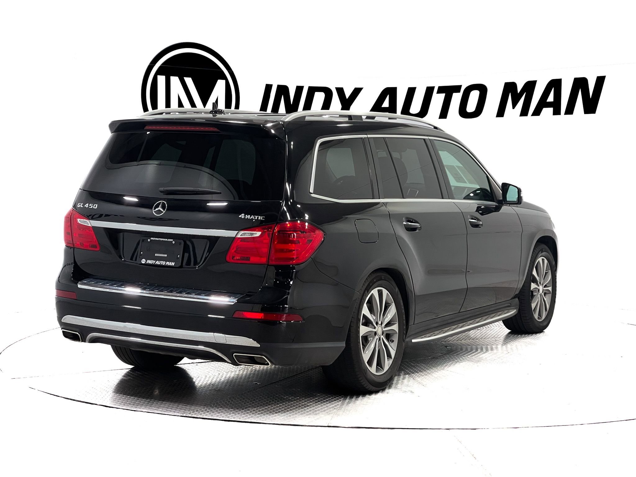 Used 2016 Mercedes-Benz GL 450 4MATIC w/ Premium I Package image 4