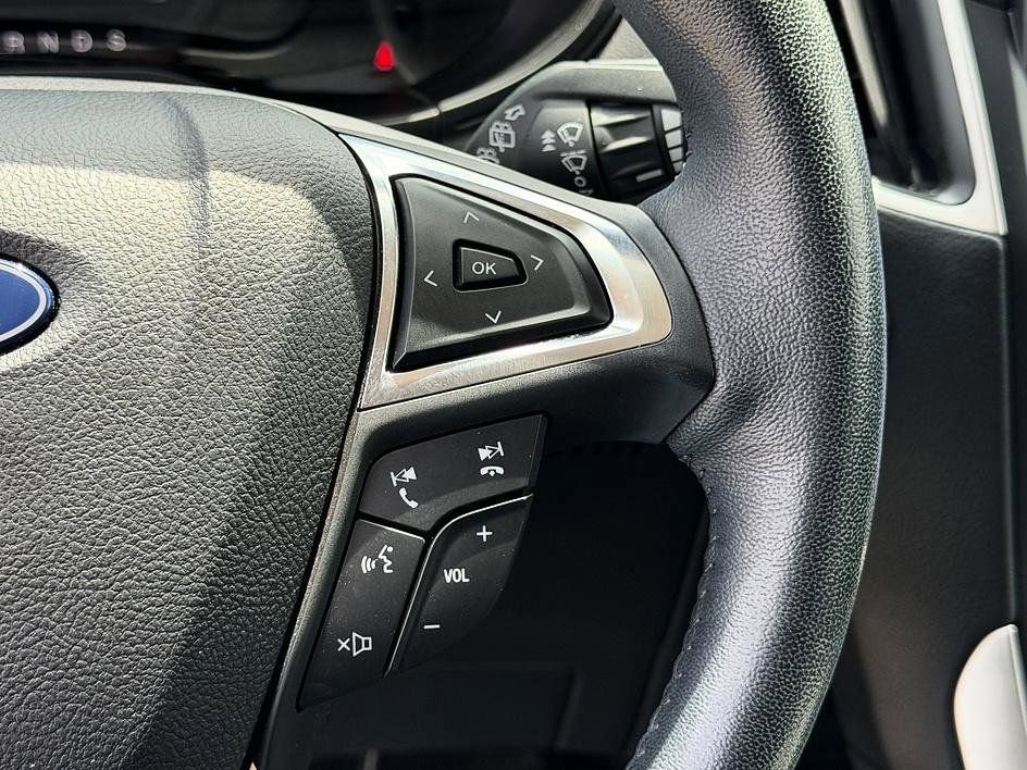 Used 2023 Ford Edge SEL w/ Convenience Package image 29