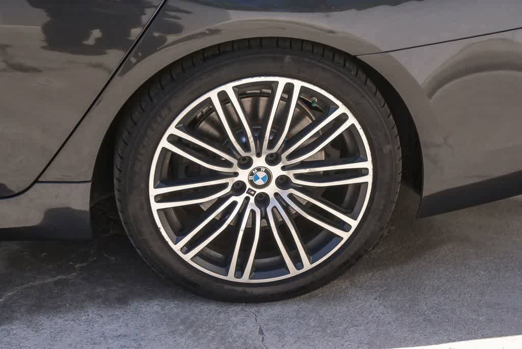 Used 2018 BMW 540i RWD image 5