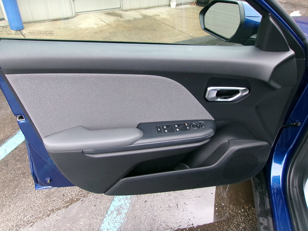 Used 2025 Kia K4 EX FWD image 16