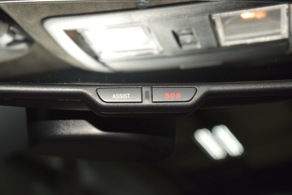 Used 2022 Dodge Challenger SRT Hellcat w/ Plus Package RWD image 47