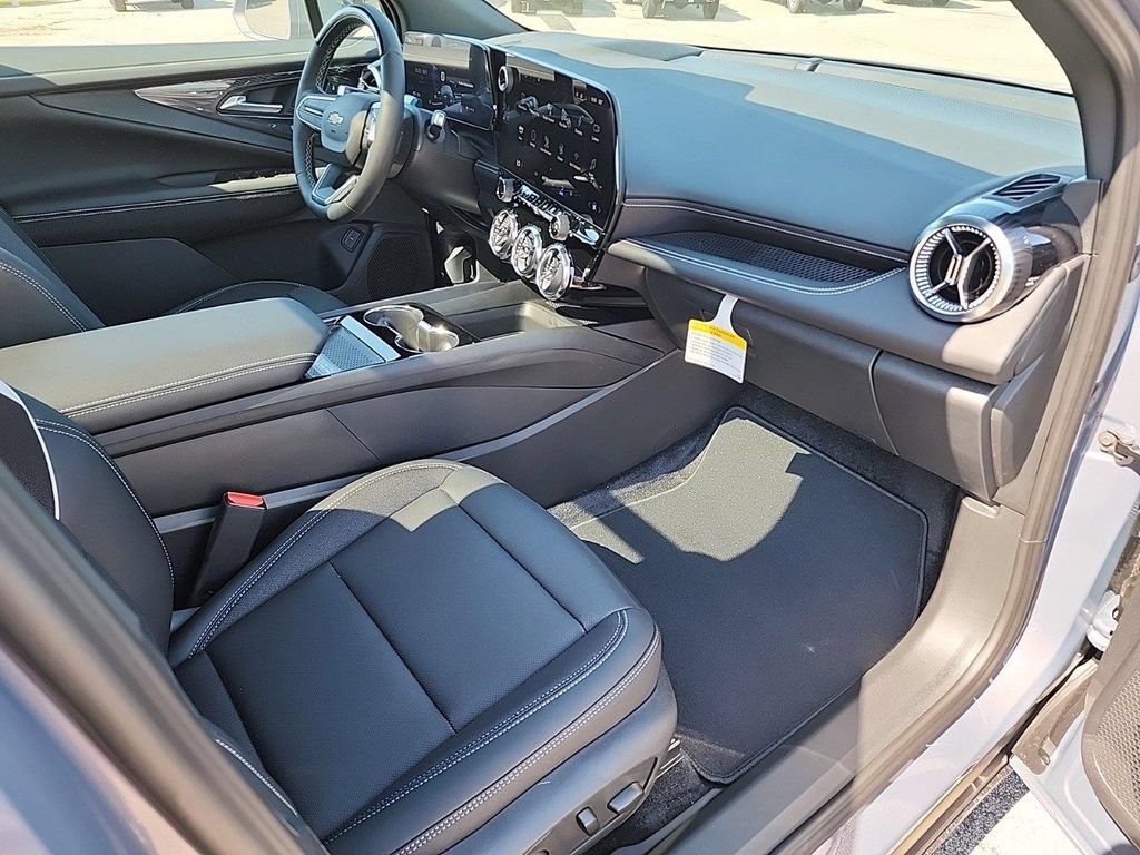 New 2025 Chevrolet Blazer EV LT w/ Super Cruise Package AWD/4WD image 25