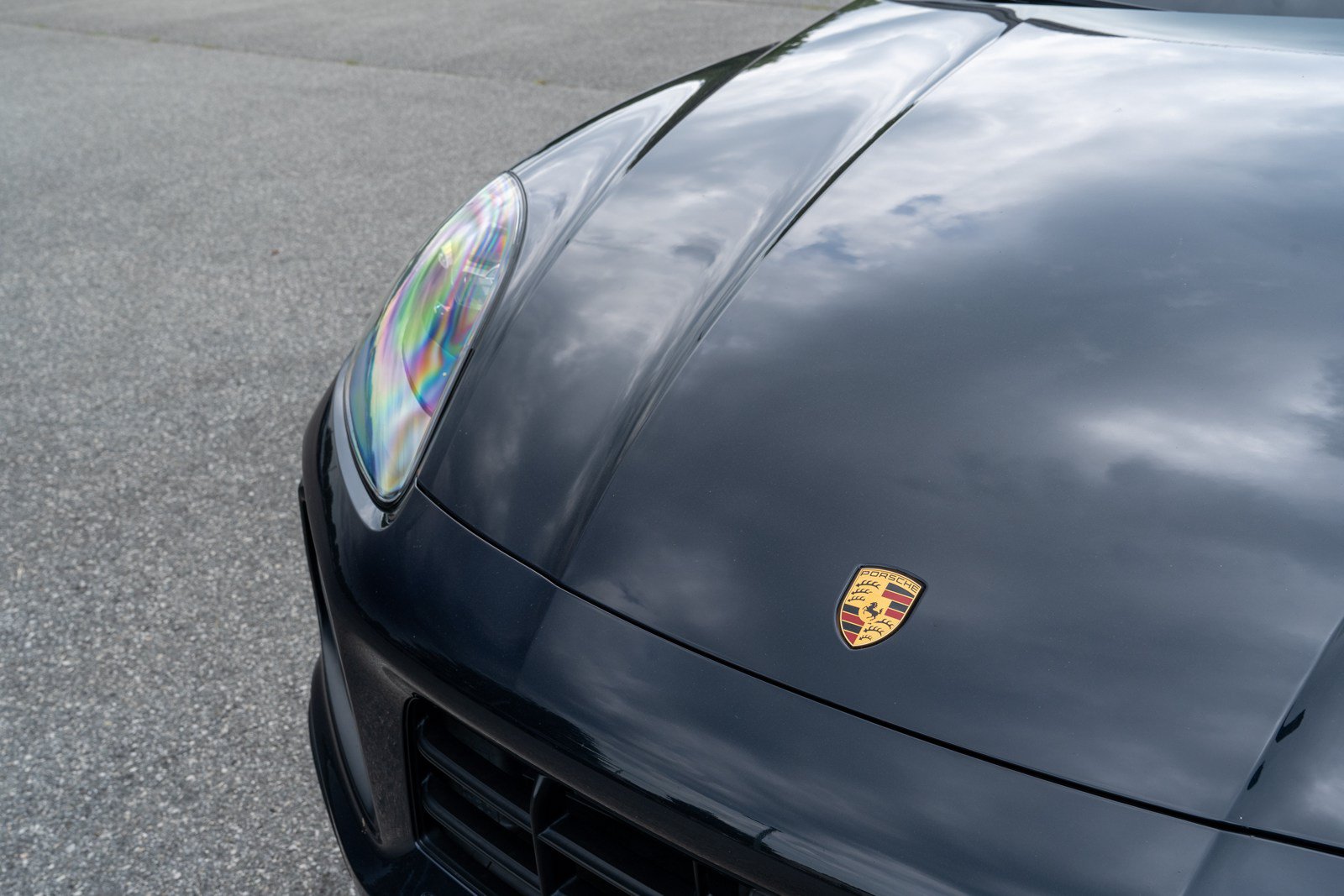 Certified 2023 Porsche Cayenne GTS AWD/4WD image 18