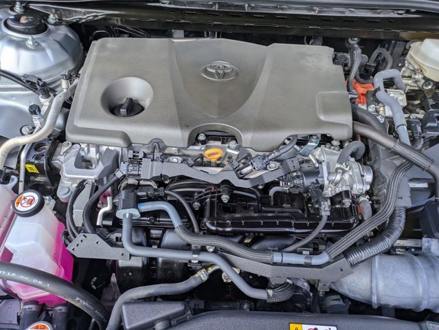 Used 2025 Toyota Camry LE image 28