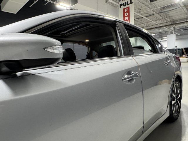 Used 2016 Nissan Altima 2.5 SL w/ 2.5 Technology Package FWD image 29