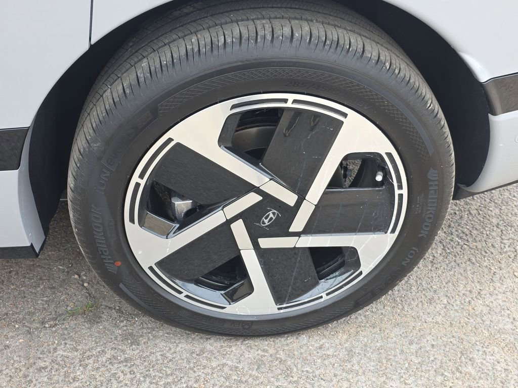 New 2026 Hyundai Ioniq 9 Calligraphy image 45