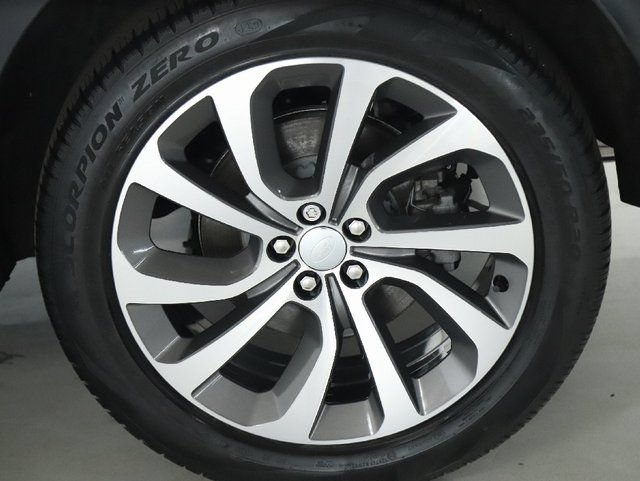 Certified 2022 Land Rover Discovery Sport S AWD/4WD image 40
