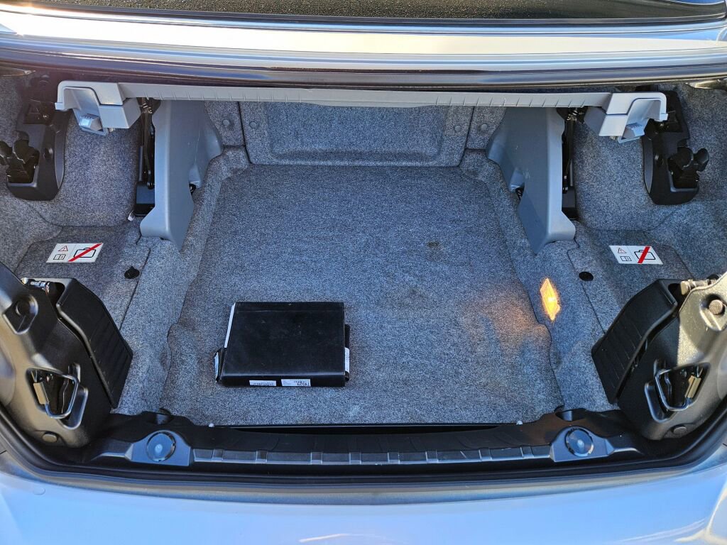 Used 2009 BMW 328i Convertible image 26