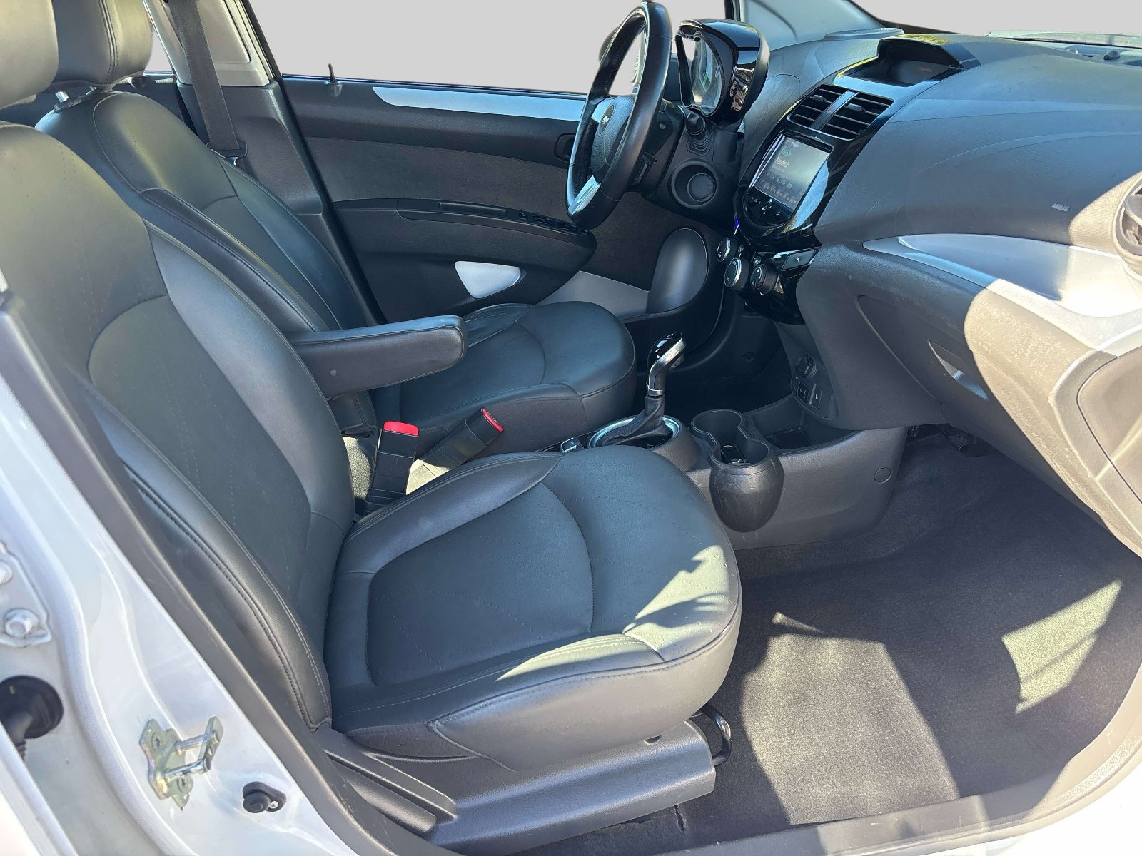 Used 2015 Chevrolet Spark LT FWD image 14