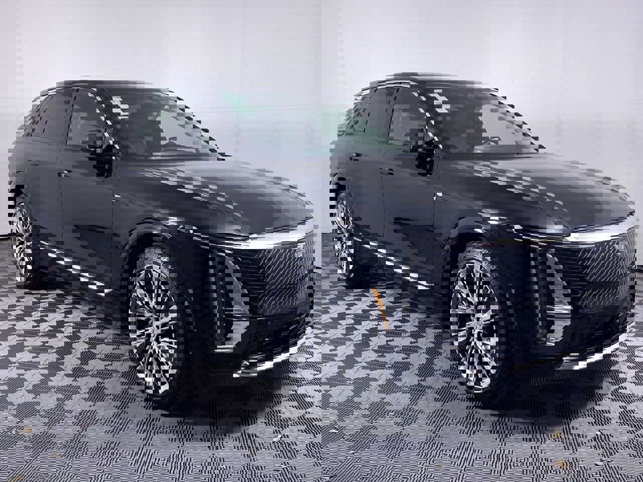 Certified 2024 Cadillac Lyriq Luxury w/ LPO, Floor Liner Package image 21