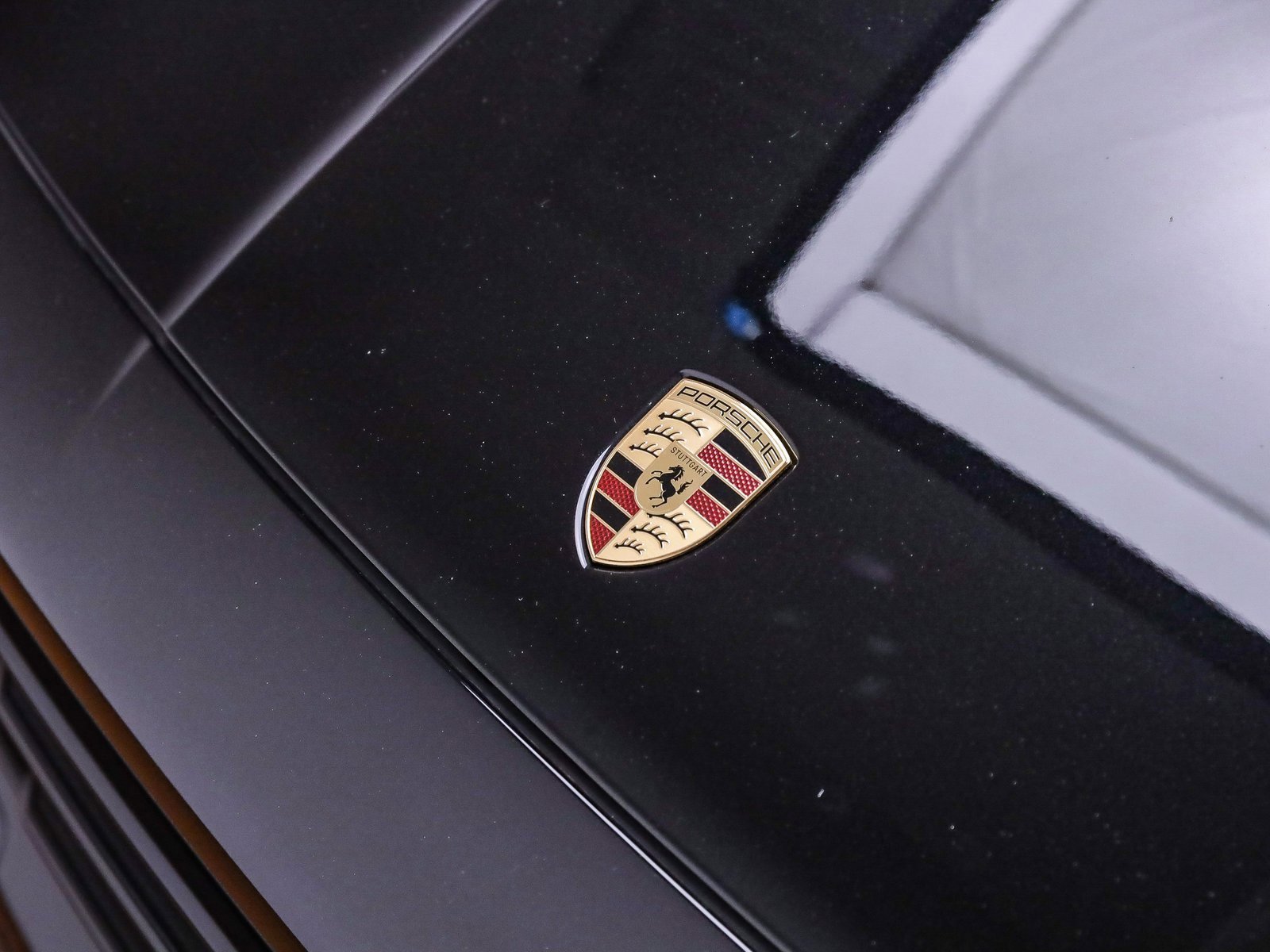 Used 2025 Porsche Cayenne S image 12