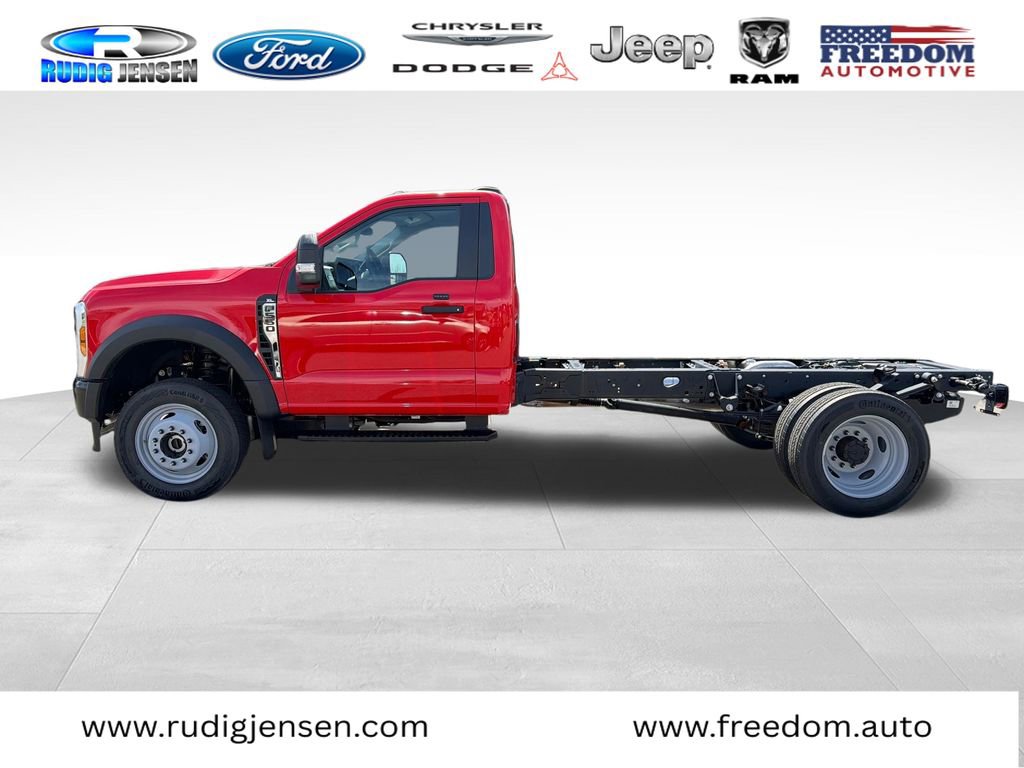 Used 2026 Ford F550 4x4 Regular Cab Super Duty image 2