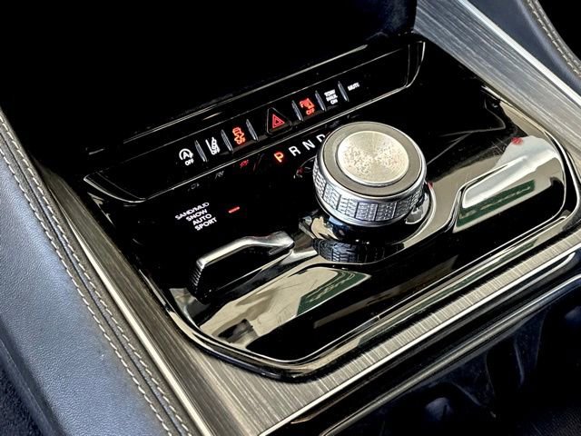 Used 2023 Jeep Wagoneer L Series II image 23