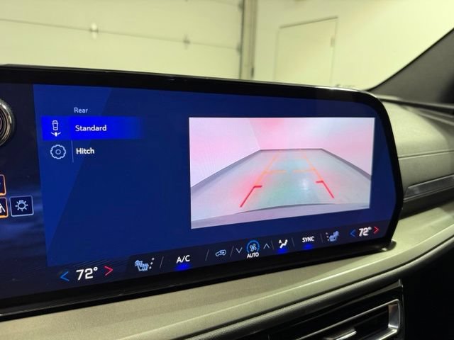 Certified 2026 Chevrolet Traverse LT FWD image 18