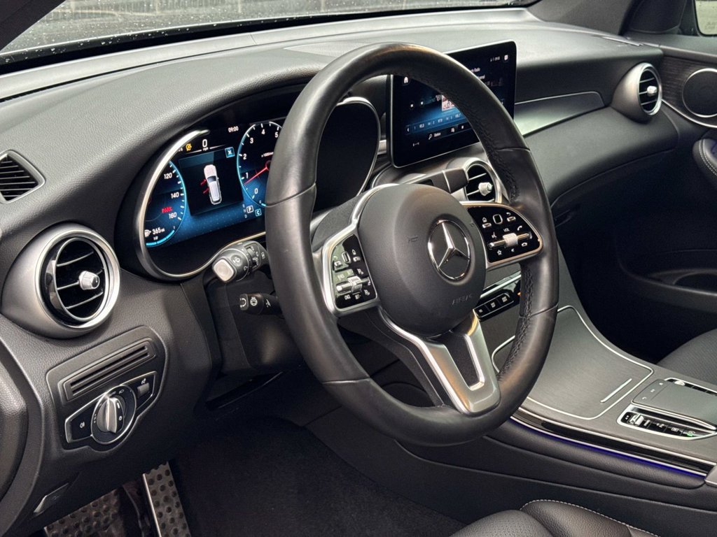 Used 2022 Mercedes-Benz GLC 300 4MATIC image 22