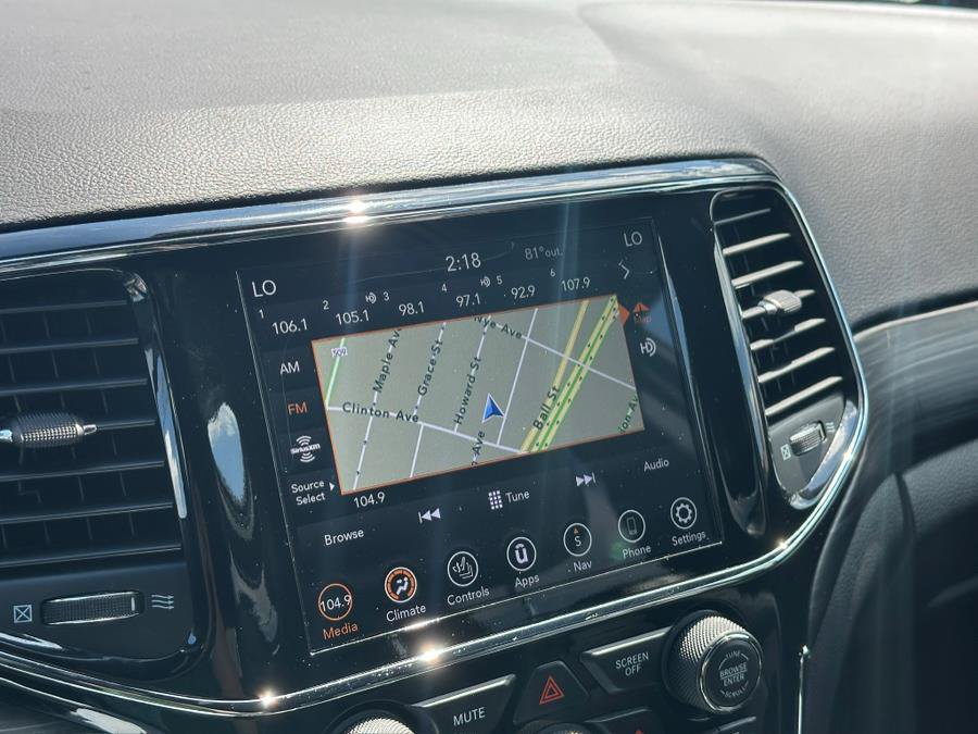 Used 2020 Jeep Grand Cherokee Laredo w/ Quick Order Package 2BN North AWD/4WD image 23