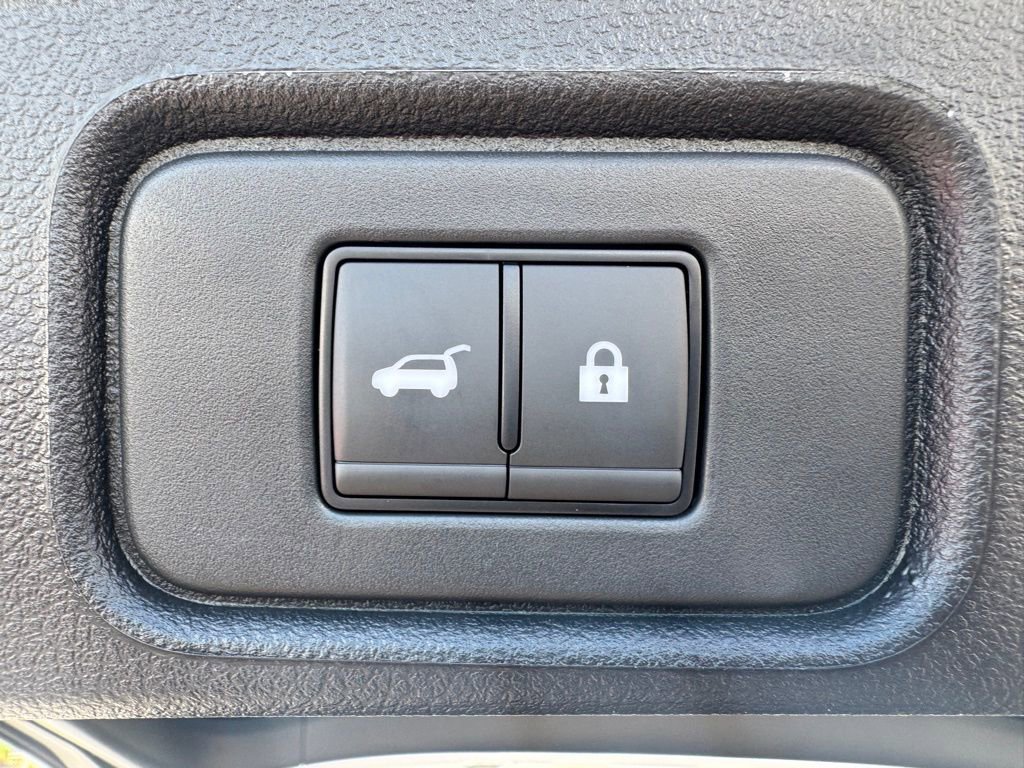 New 2026 Nissan Pathfinder SL w/ SL Premium Package image 19