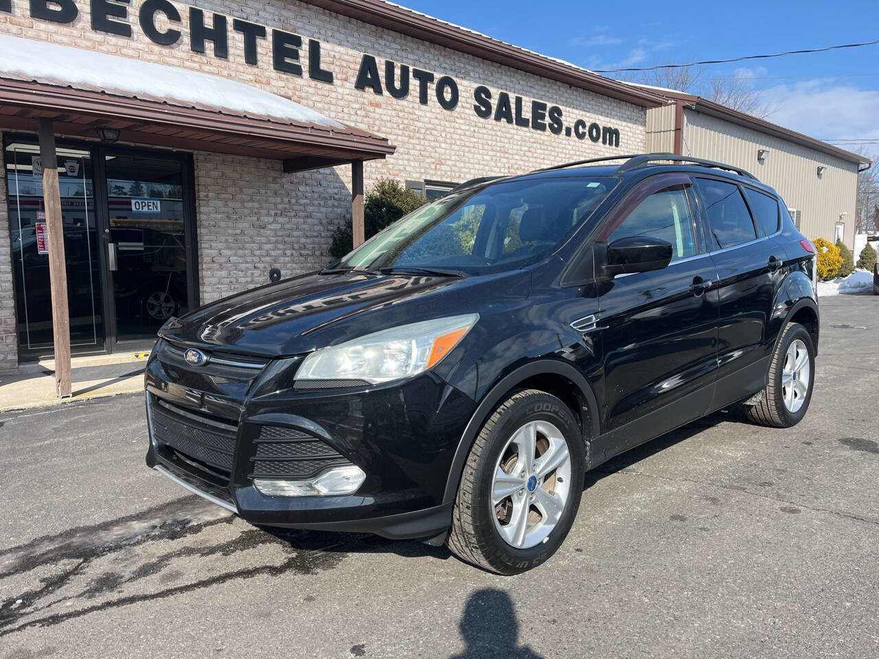 Used 2014 Ford Escape SE w/ Equipment Group 201A image 2