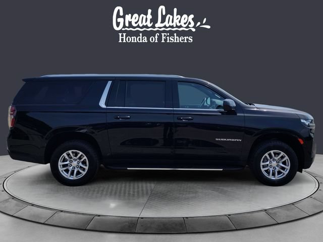 Used 2024 Chevrolet Suburban LT AWD/4WD image 6