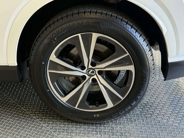 Used 2023 Lexus RX 350 Premium w/ Accessory Package AWD/4WD image 13