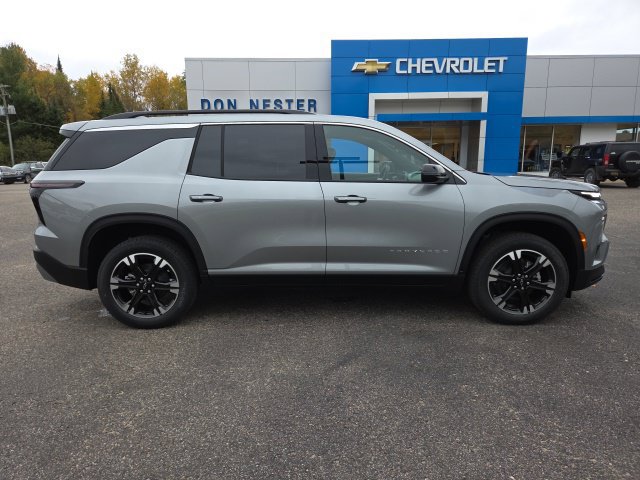New 2027 Chevrolet Traverse LT w/ LPO, Floor Liner Package AWD/4WD image 8