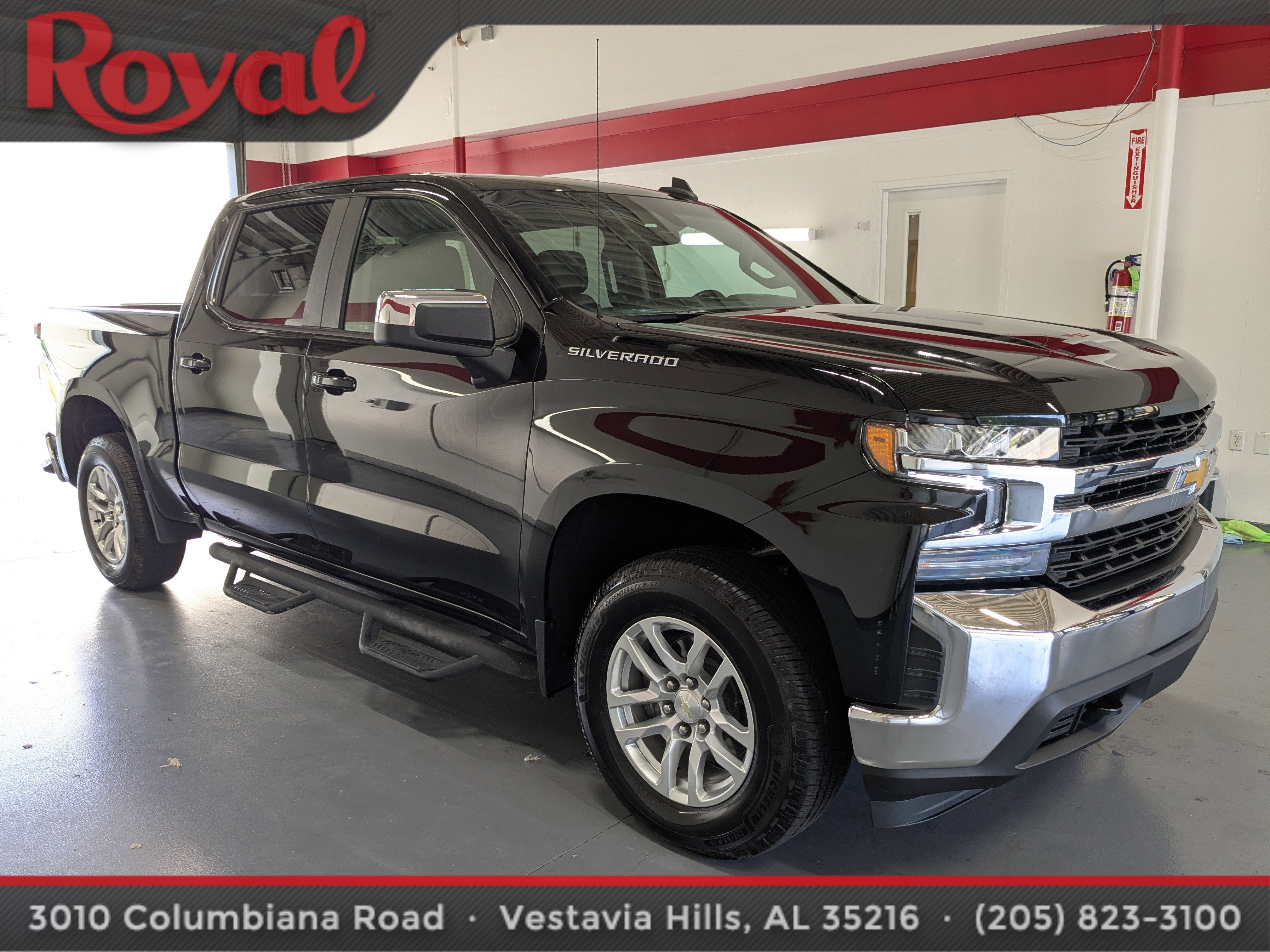 Used 2021 Chevrolet Silverado 1500 LT AWD/4WD image 5