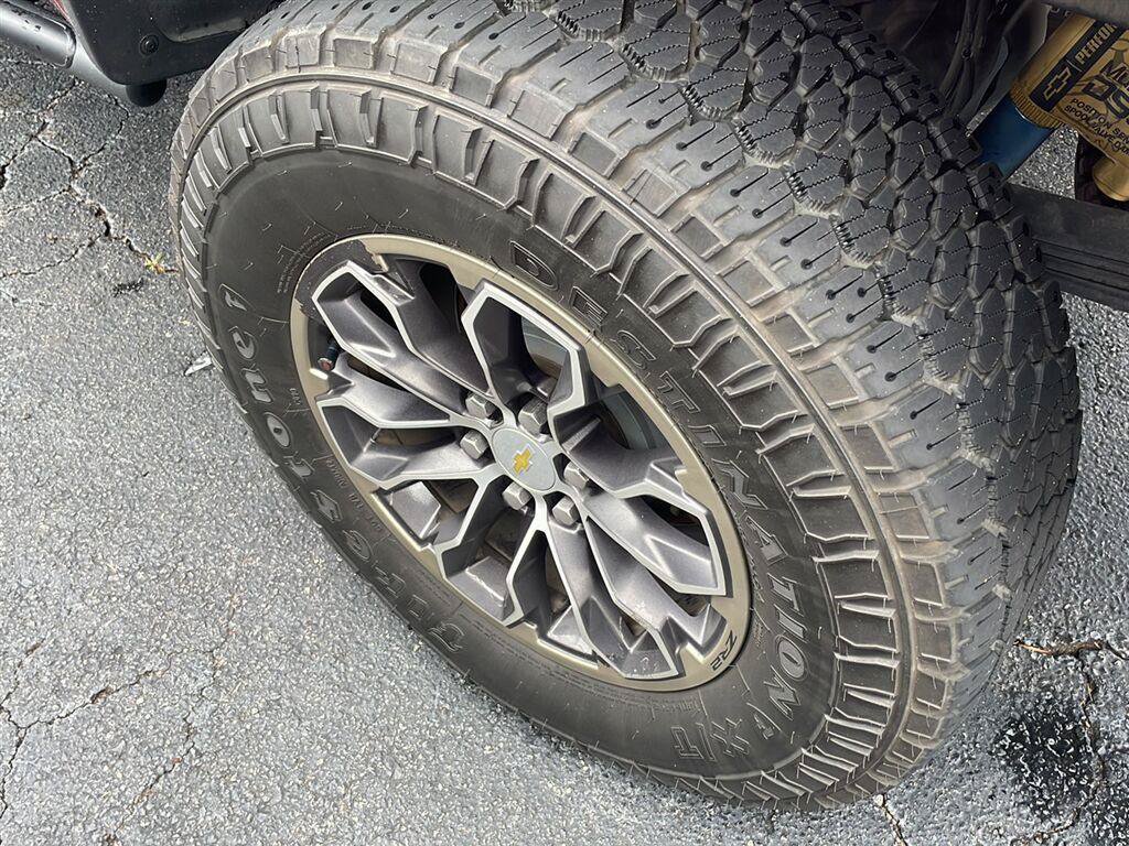 Used 2019 Chevrolet Colorado ZR2 AWD/4WD image 12